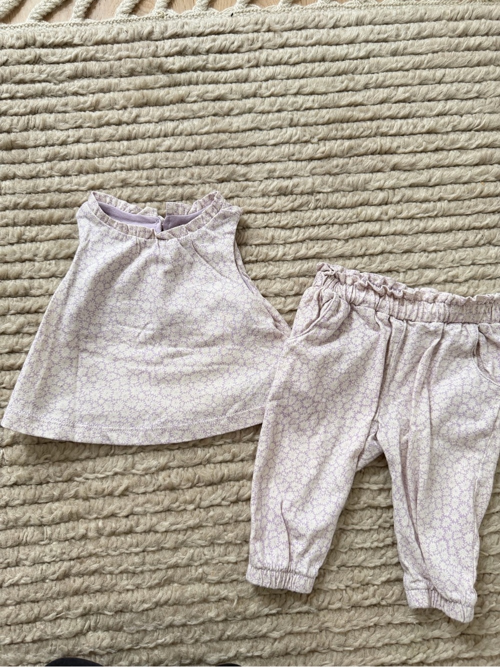 Baby Gap' Lavender Floral Tank Top & Pants Set